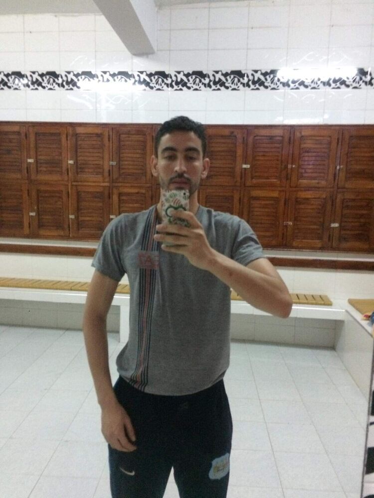  24776123  Abdo, 37 ,    