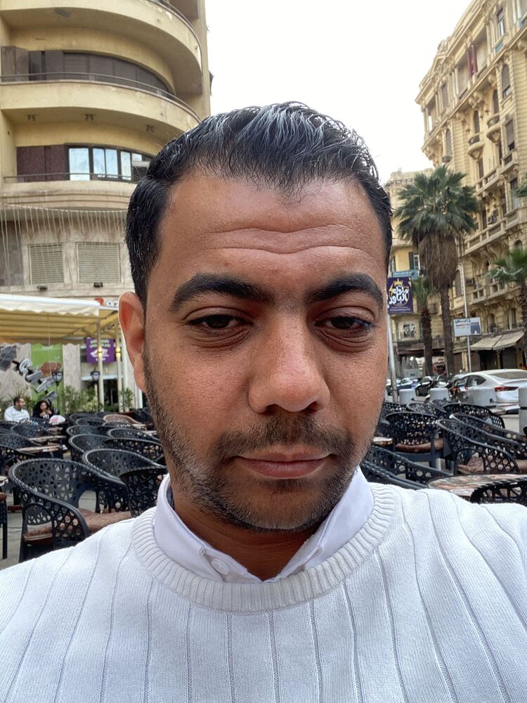  53563443  Peter Oscar, 34 ,    