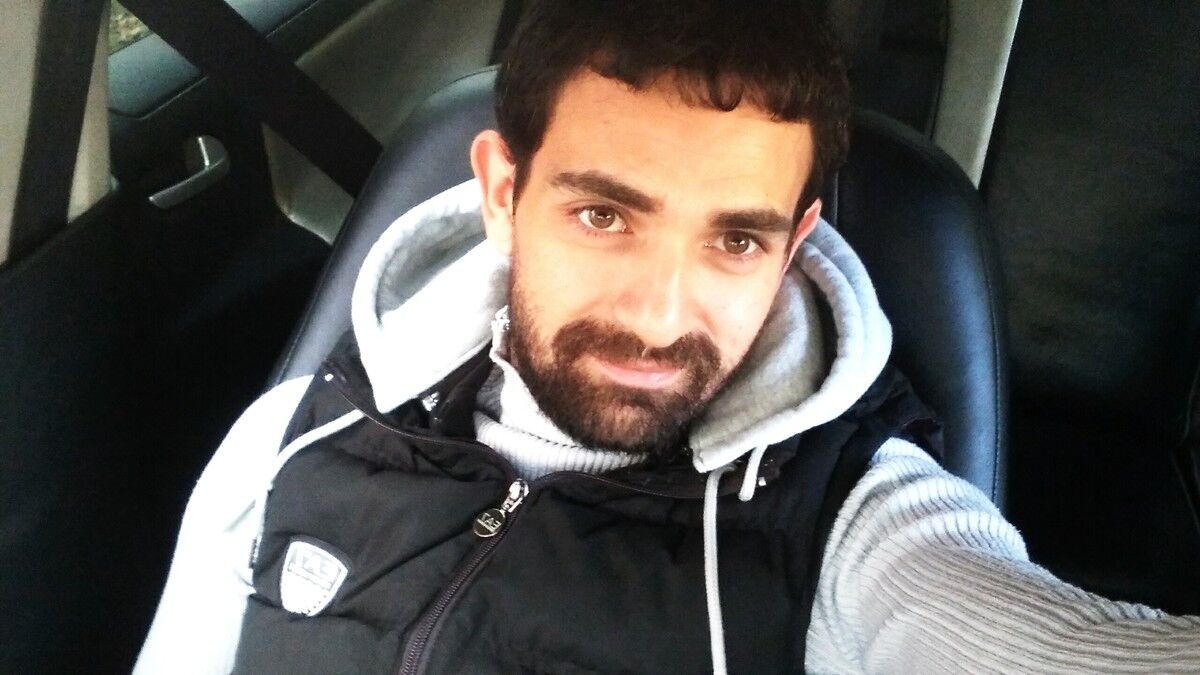  ,   Ruslan, 40 ,   ,   , c 