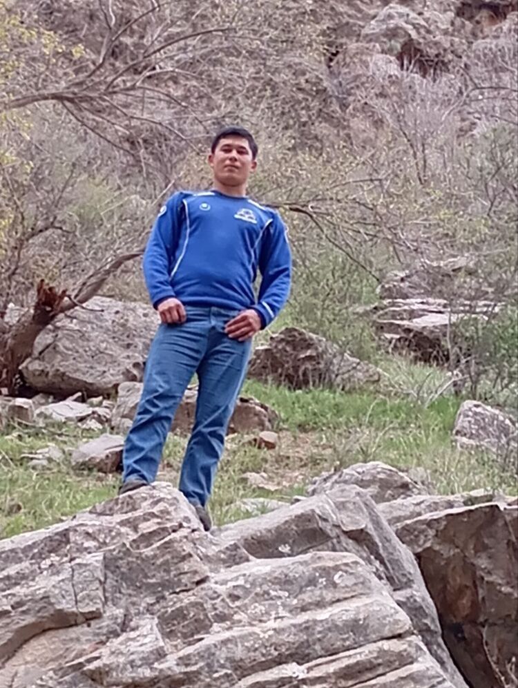  53986583  Nurak, 25 ,    