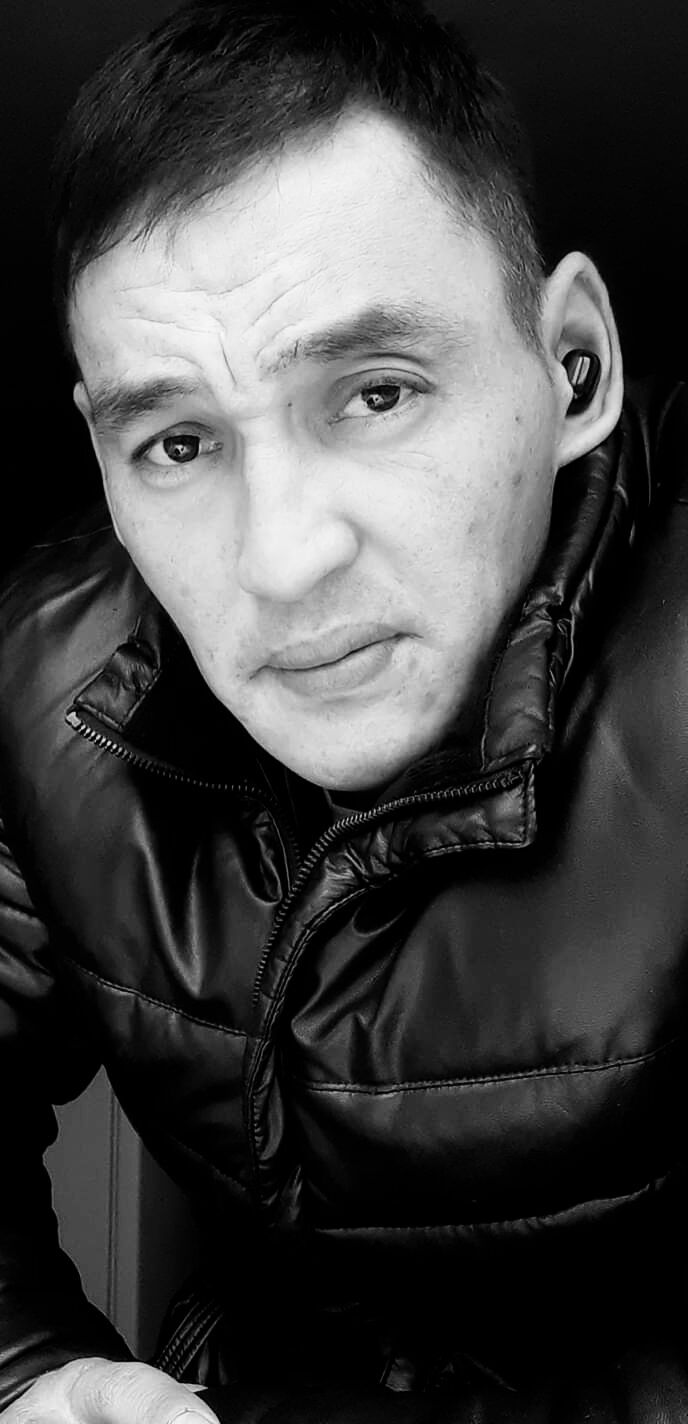  49403693  , 38 ,    -