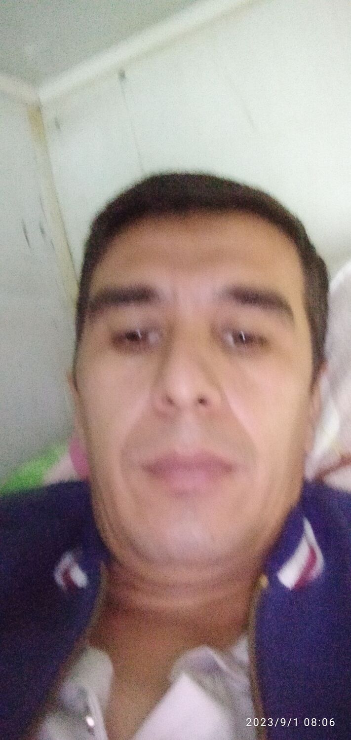  37387993  Bobur, 36 ,    