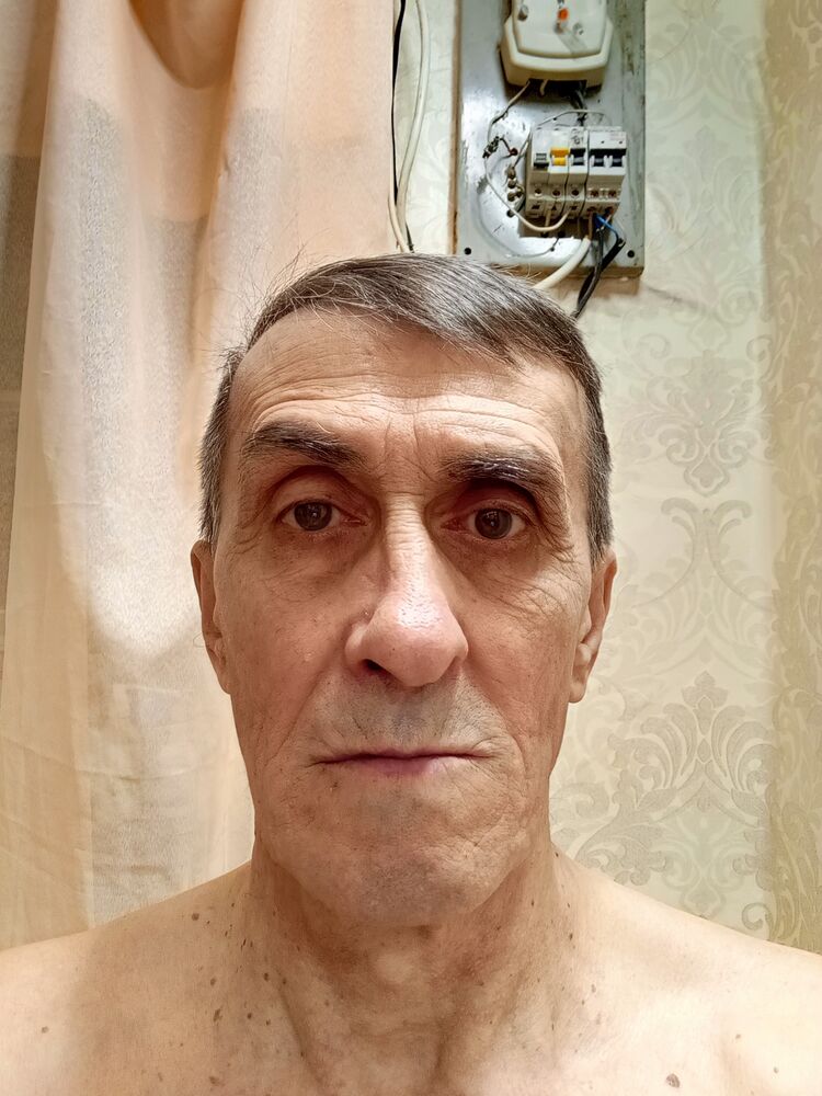  48593193  , 65 ,    