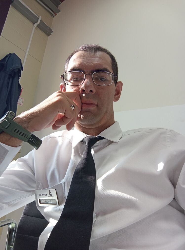  45624733  Ruslan, 33 ,    