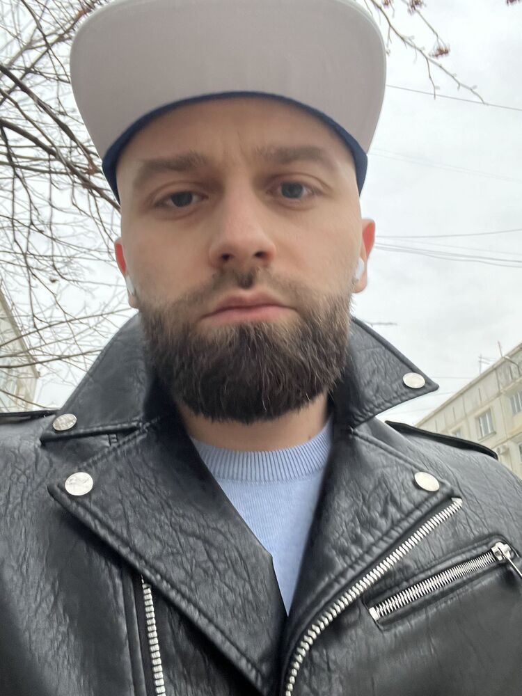 51673003  Joe, 34 ,    -