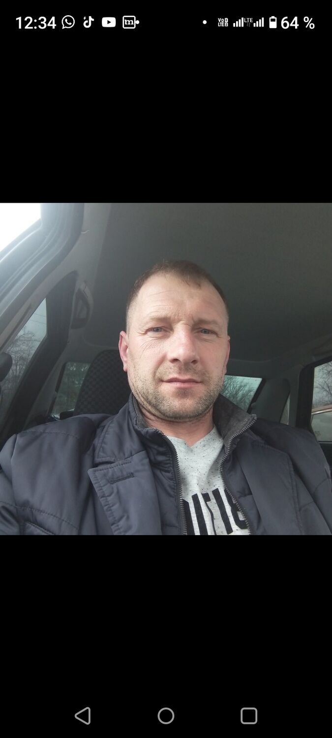  41475993  Nikolay, 50 ,    