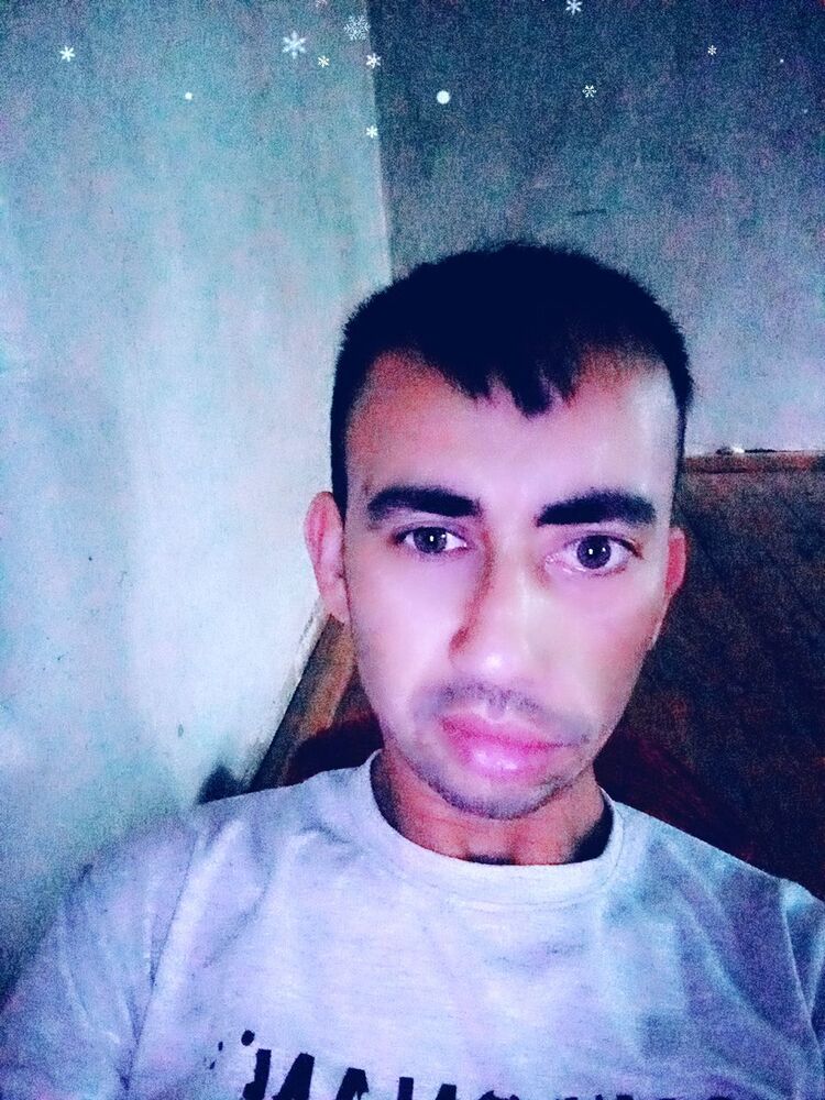  26974343  Nusrat, 25 ,    