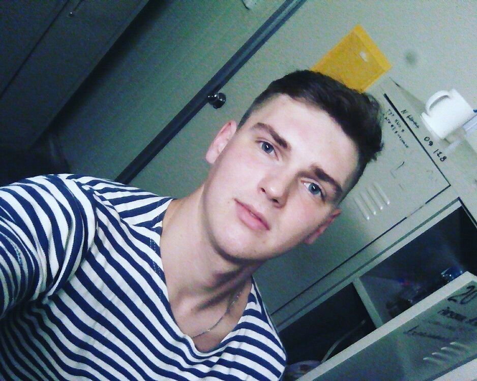 ���� 8828263 ������� ��������, 32 ����, ���� ���������� � ����������