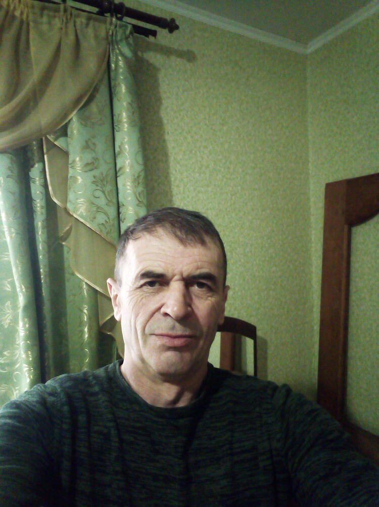  41269843  , 54 ,    
