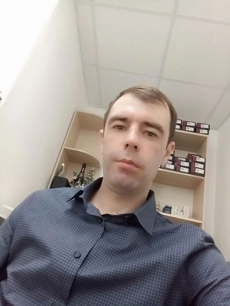  28848463  Pavel, 37 ,    