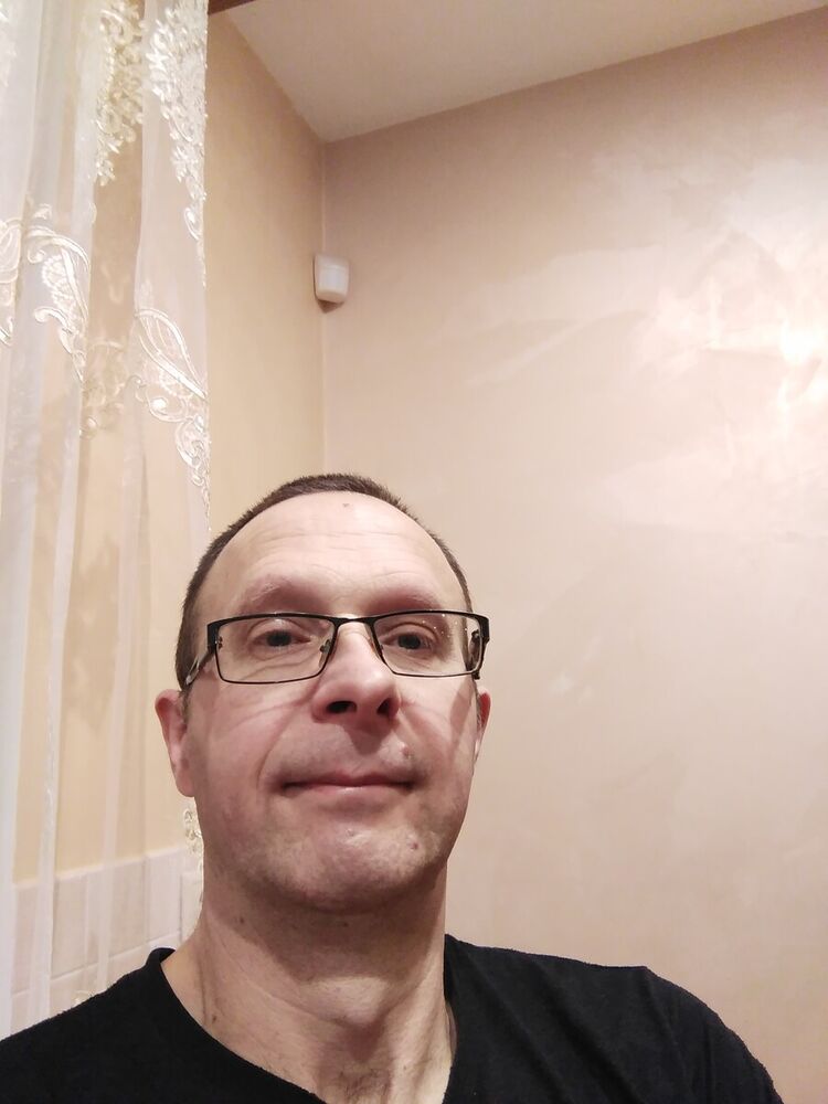  21763883  , 56 ,    