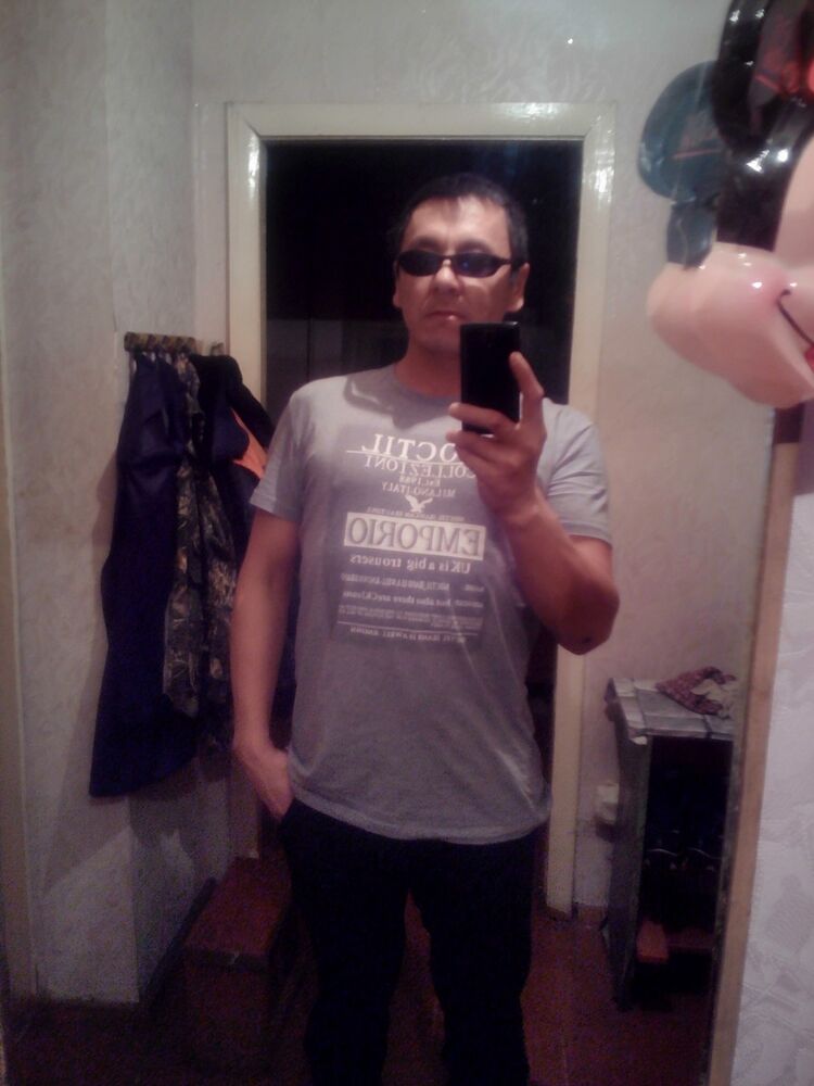  -,   Vladimir, 47 ,   
