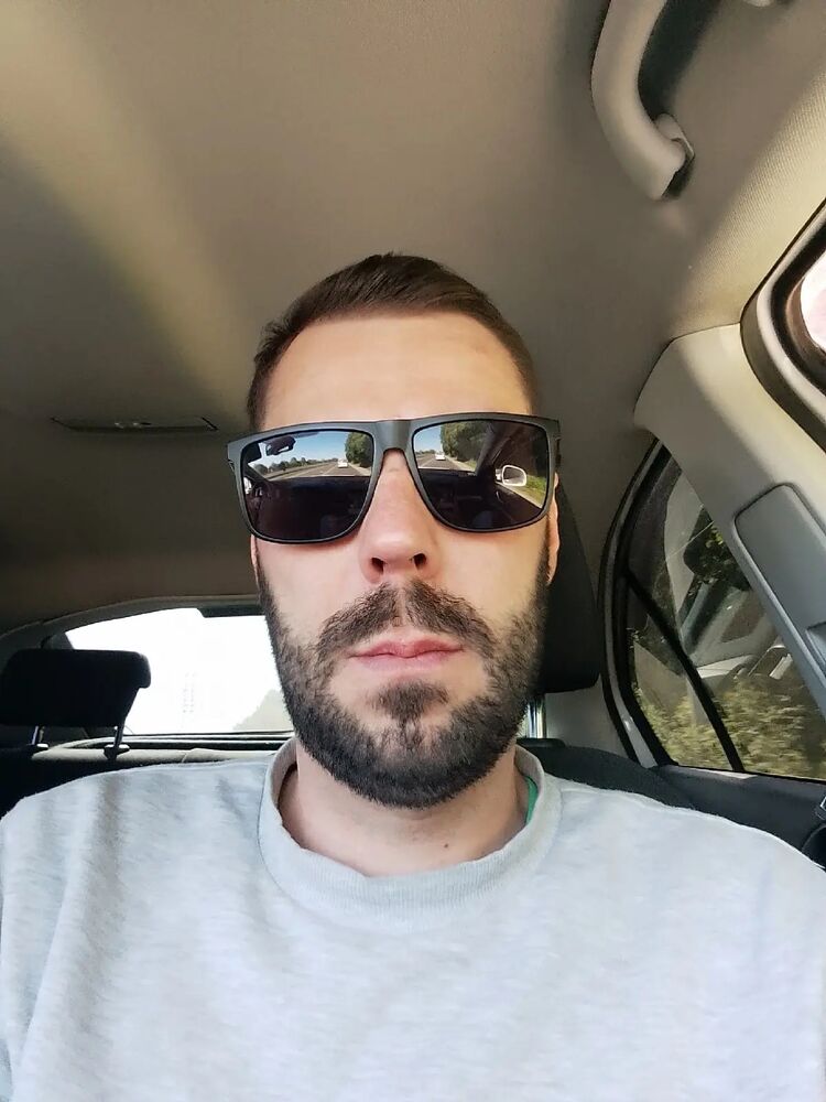  45696803  , 37 ,    