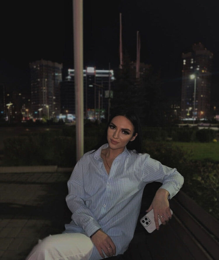  ,   KRIS, 23 ,   ,   