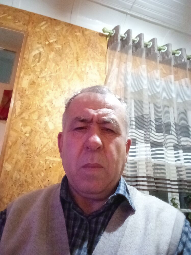 49993883  , 65 ,    