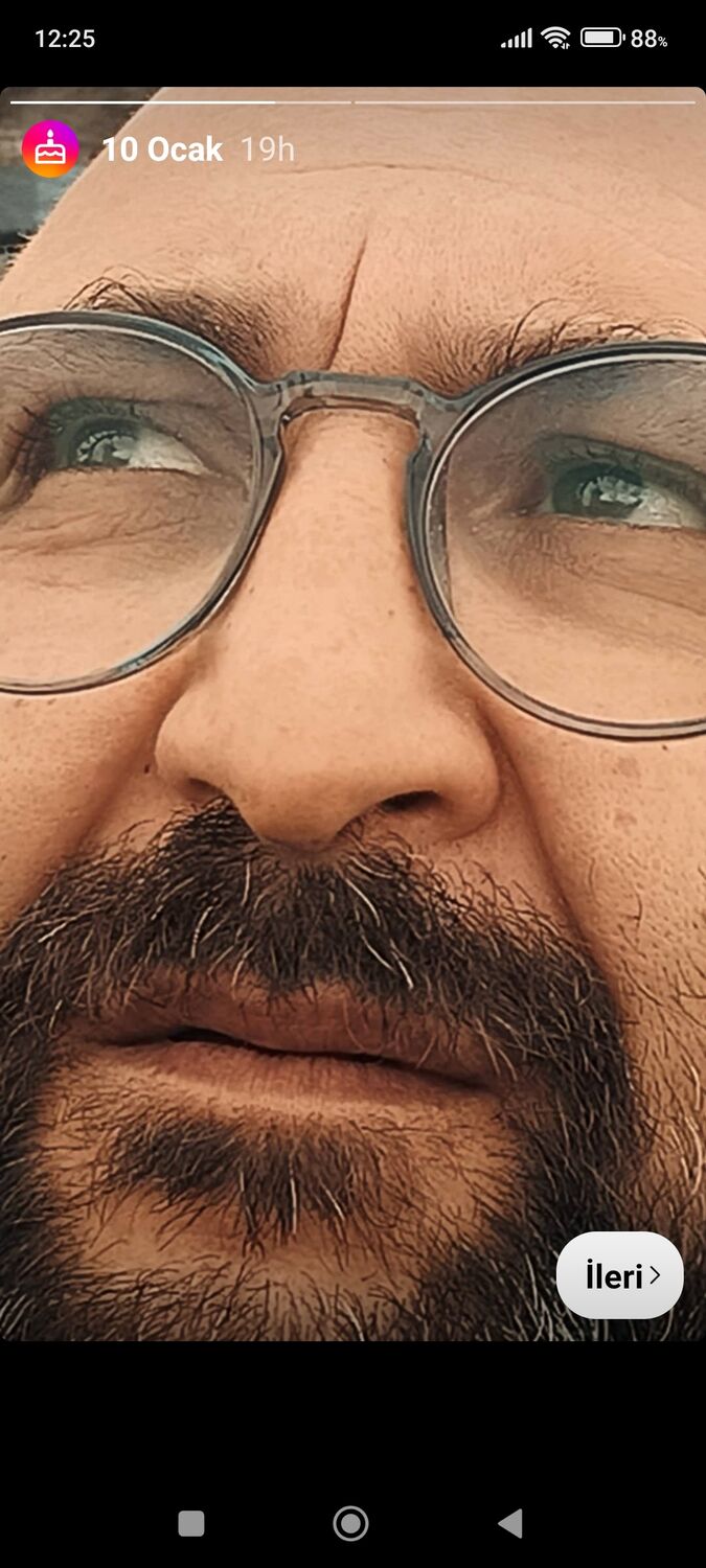  ,   Ali, 48 ,   ,   