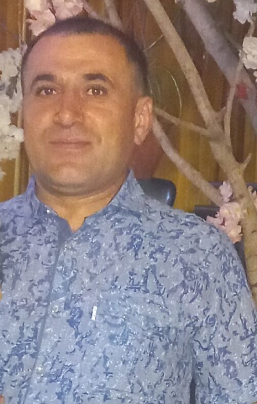  53732863  Edvard, 42 ,    