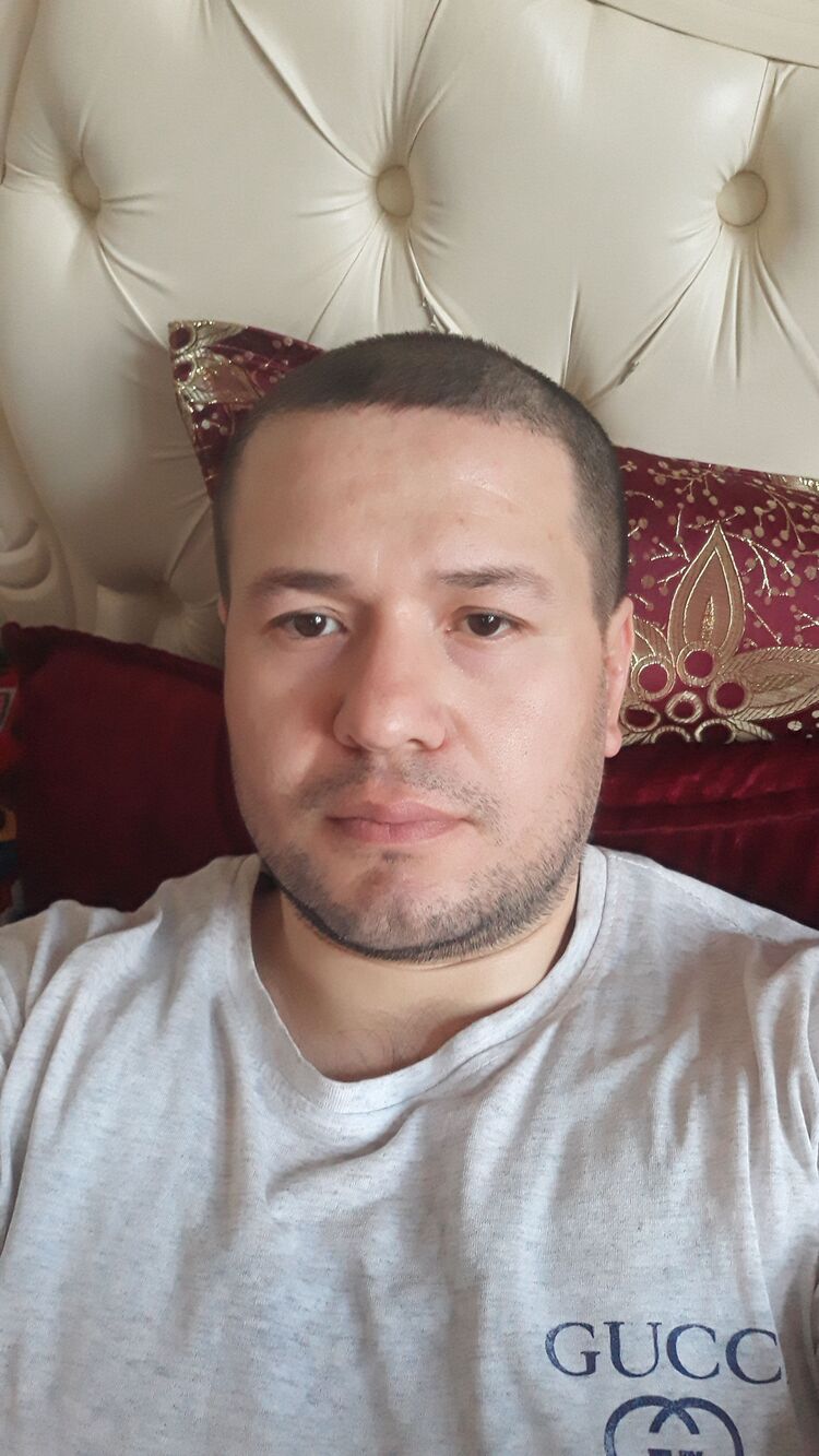  23930713  Ali, 40 ,    