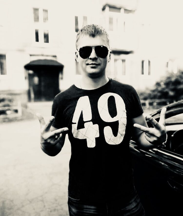  ,   Alex, 36 ,   ,   , c , 