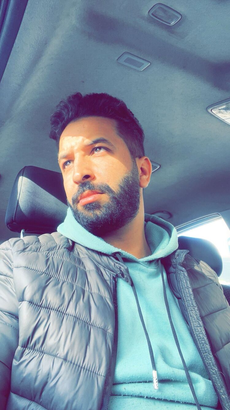  53011383  Ali, 30 ,    