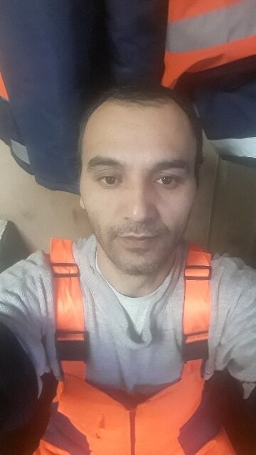  32524763  Ruslan, 41 ,    