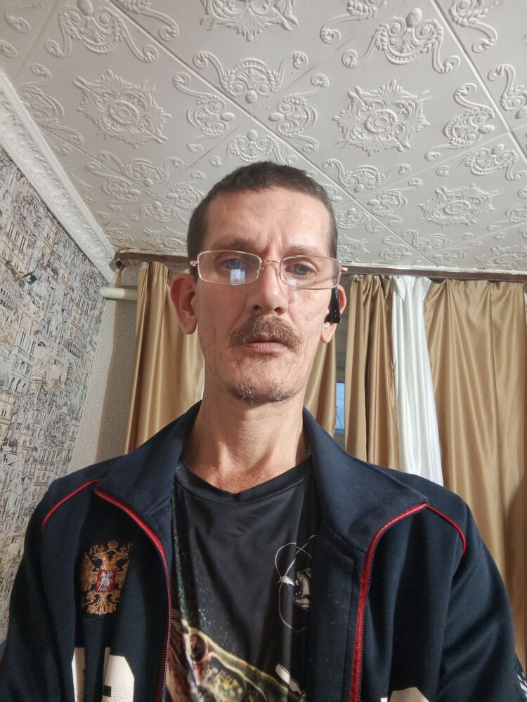  45857353  , 49 ,    