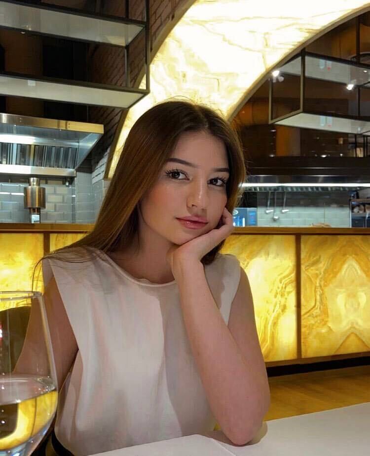  ,   Alina, 27 ,   ,   , 