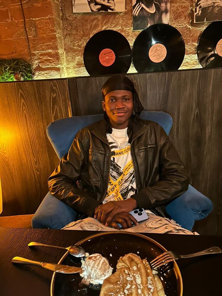  54098663  Merdelin, 22 ,    