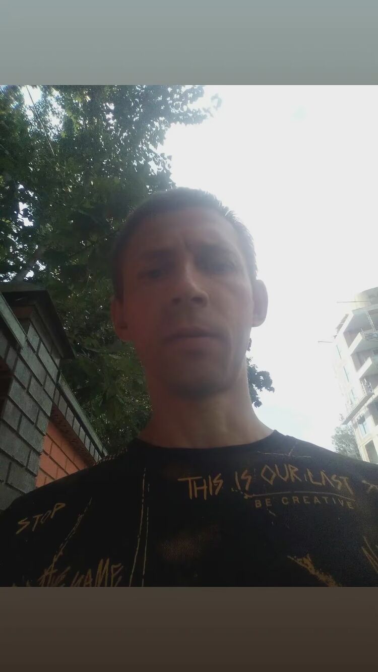  46417453  , 40 ,    