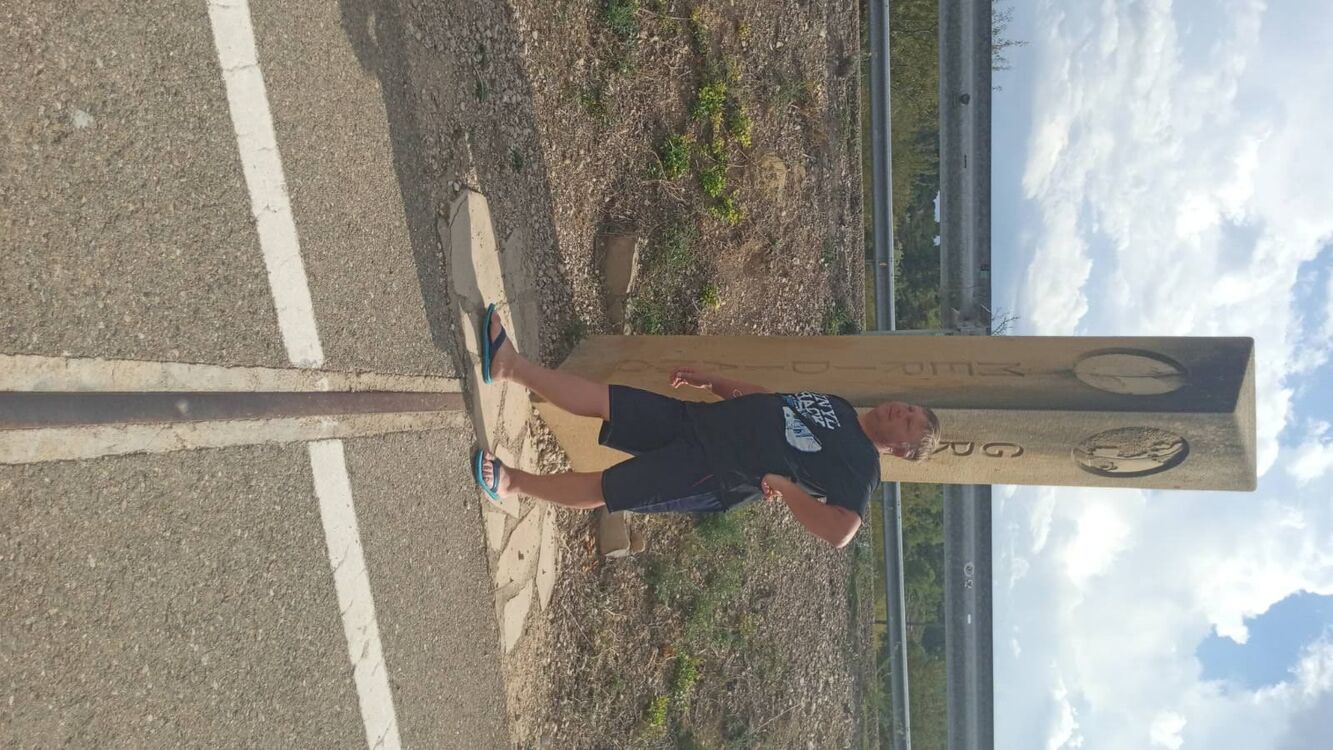  38055893  , 54 ,    