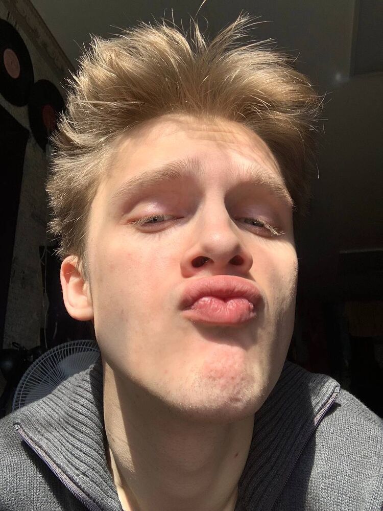 ���������� ������, ���� ����� Yeah, 24 ����, ������������ ��� ������, ����� � ���������, c�������� ���������