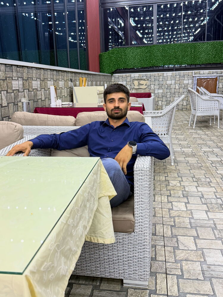  -,   Elvin, 27 ,   ,   