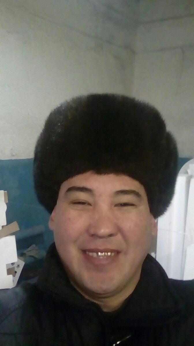  9316133  Berik, 45 ,    