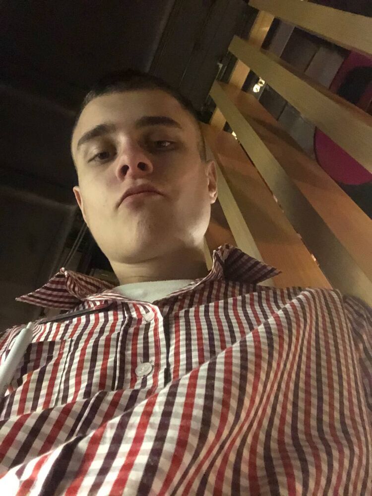  48477713  , 21 ,    