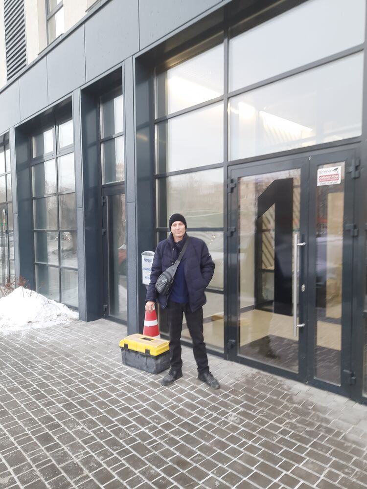  32766453  Alexander, 42 ,    