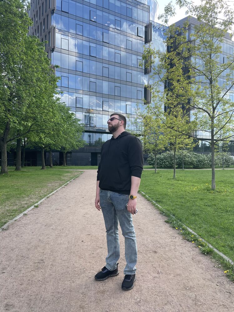  35024583  , 39 ,    -