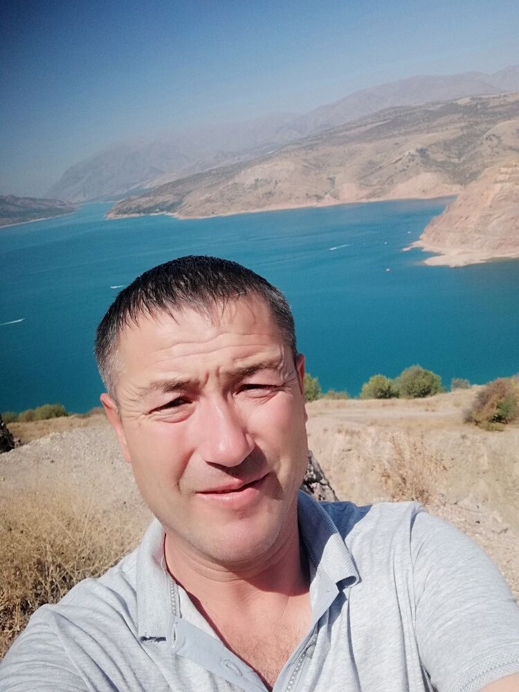  46296103  Oybek, 39 ,    