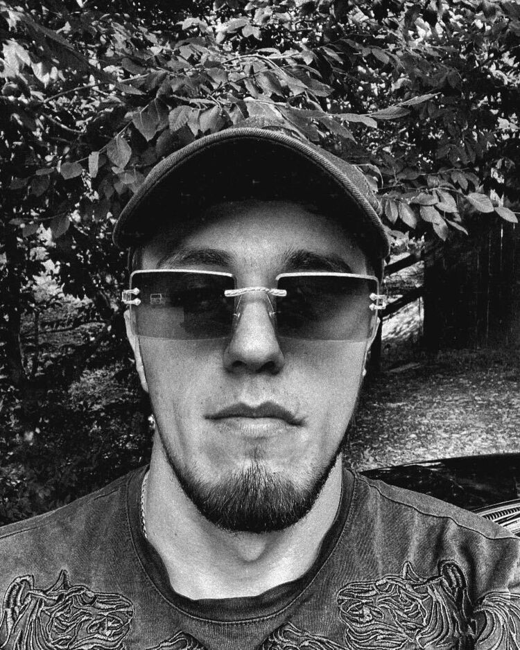 ���� 42112713 ����� Daniel, 22 ����, ���� ���������� � ����