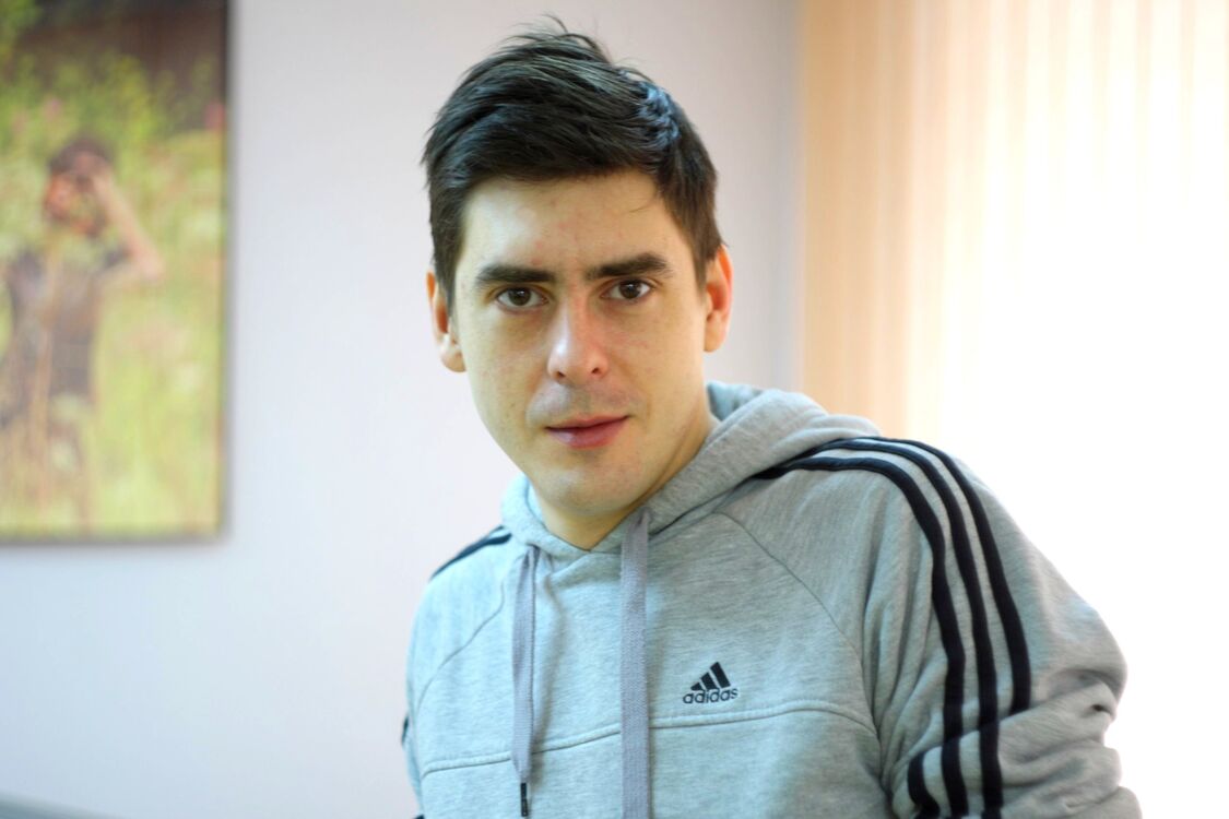  54488903  John doe, 41 ,    