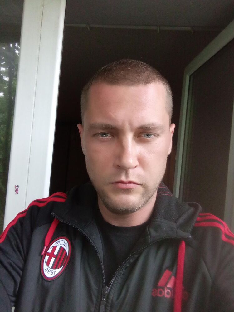  42400733  Andrey, 41 ,    