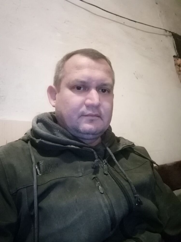  31438523  , 42 ,    