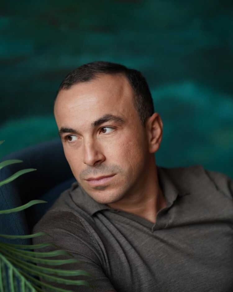  Idmiston,   , 46 ,   ,   