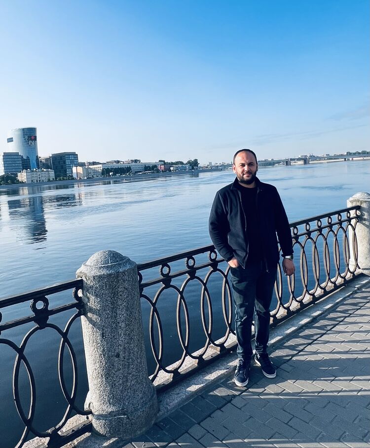  Palais-Bourbon,   Hasan, 30 ,   ,   