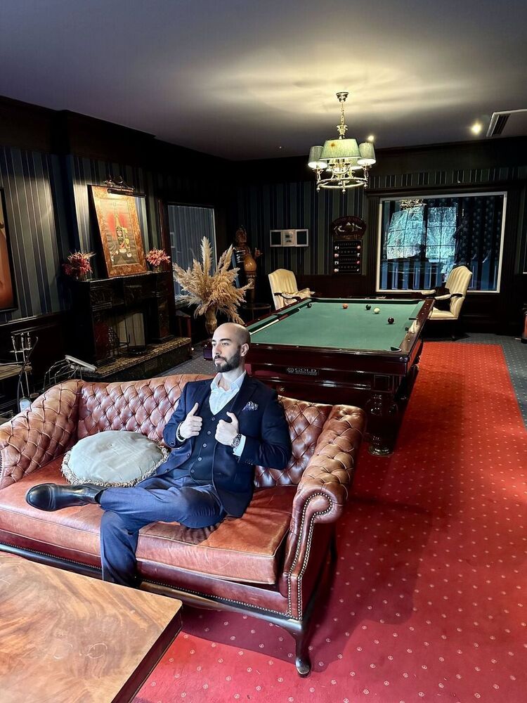  Palais-Bourbon,   Sam, 28 ,   ,   