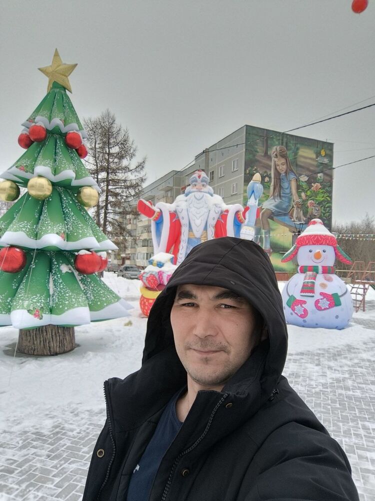  ,   Kamilovih, 29 ,   ,   