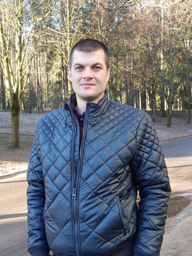  54179223  Valentin, 39 ,    