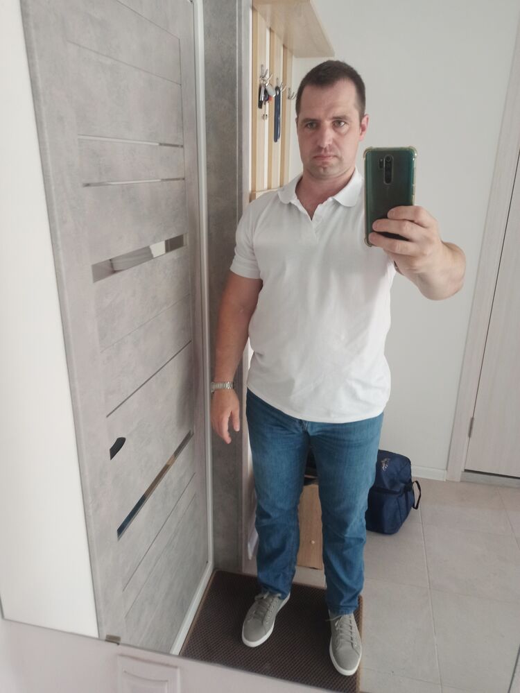  ,   Dima, 44 ,   ,   , c , 