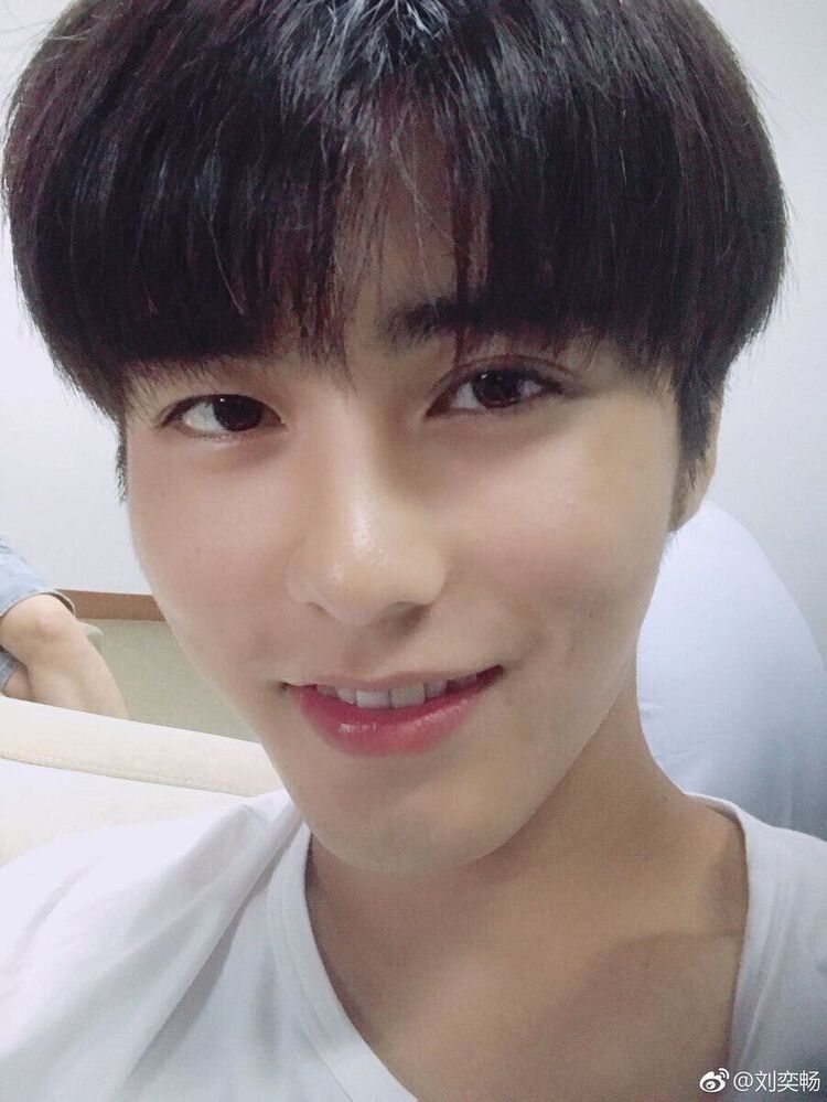  ,   Vlad, 23 ,   ,   , c , 