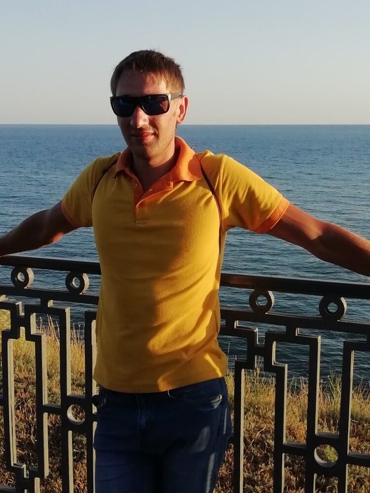  --,   , 37 ,     , c 