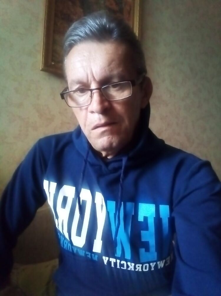  30933603  Alexander, 57 ,    